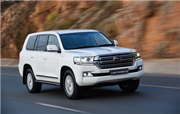 TOYOTA LAND CRUISER 200